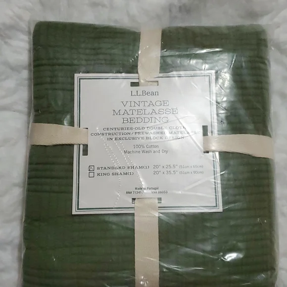 L.L. Bean Vintage matelasse Bedding. standard sham (1) - Picture 1 of 3
